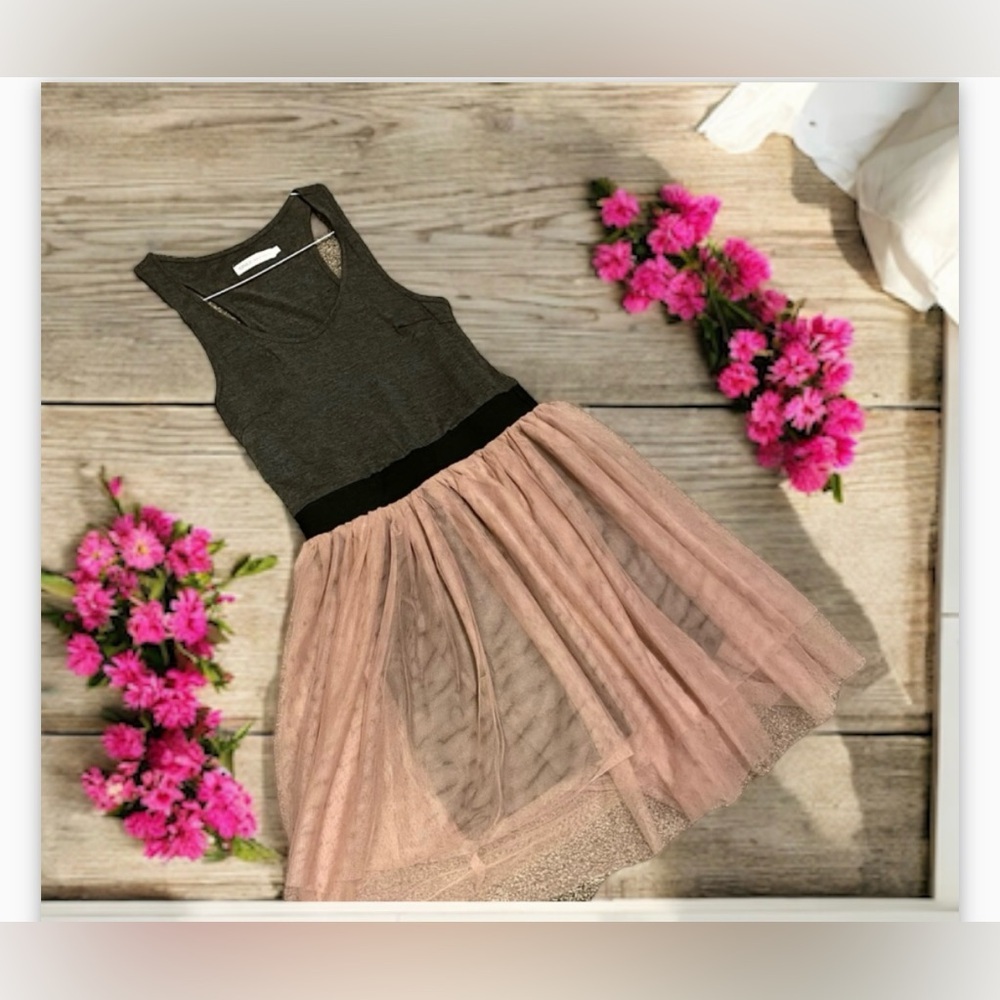 The Carrie Bradshaw Dress-Y2K-90’s- Layered Tank Dress-Tulle Skirt -NWOT-Sz S 🌸 - Picture 4 of 7